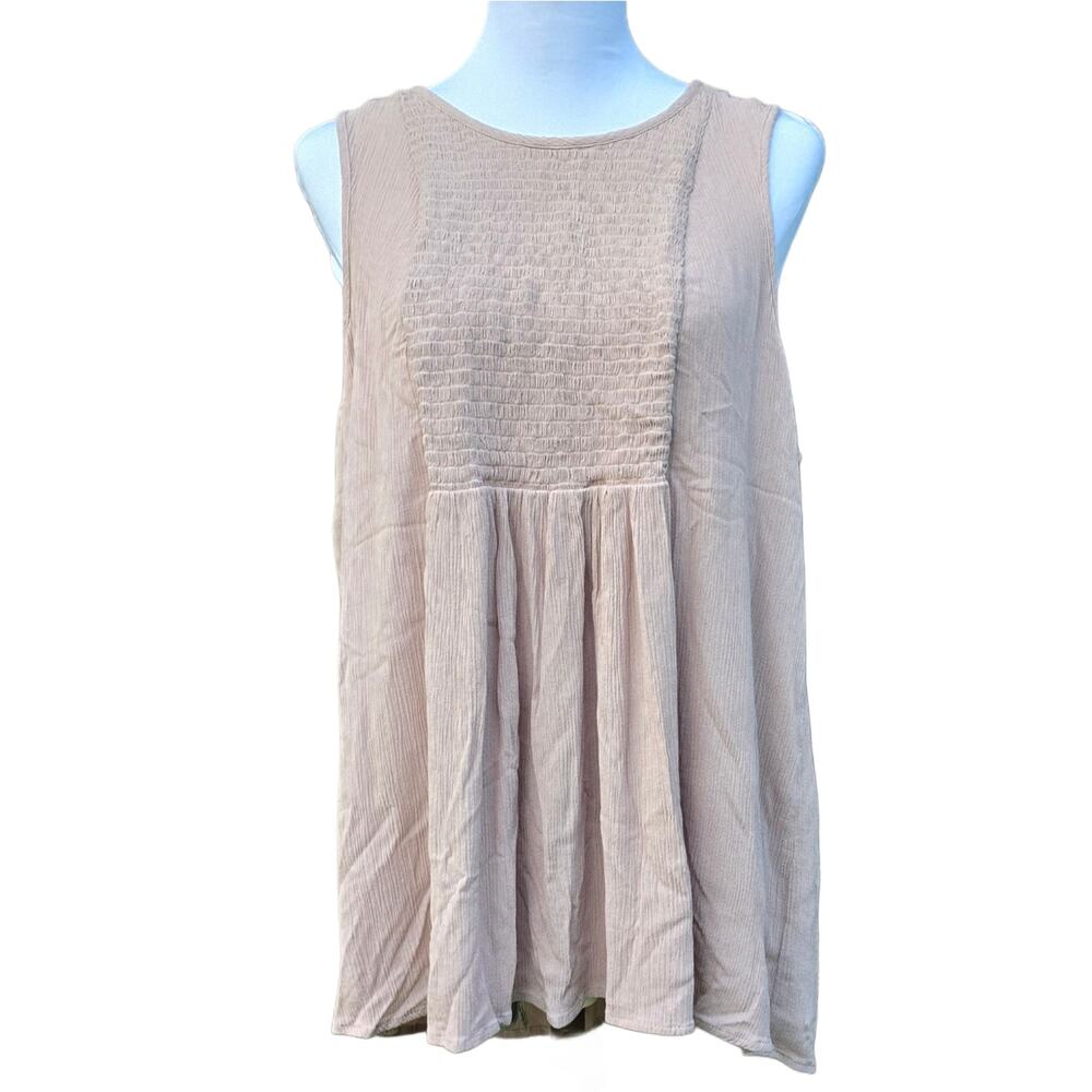 Sleeveless Top Torrid Plus Size 1X Blush Tan Crinkle Gauze Smocked Tank Keyhole